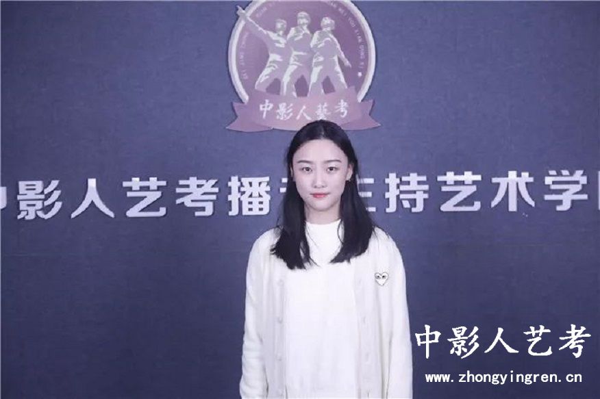 播音主持艺考除了要注意表达,还有形象和表情管理也很重要,那么,播音